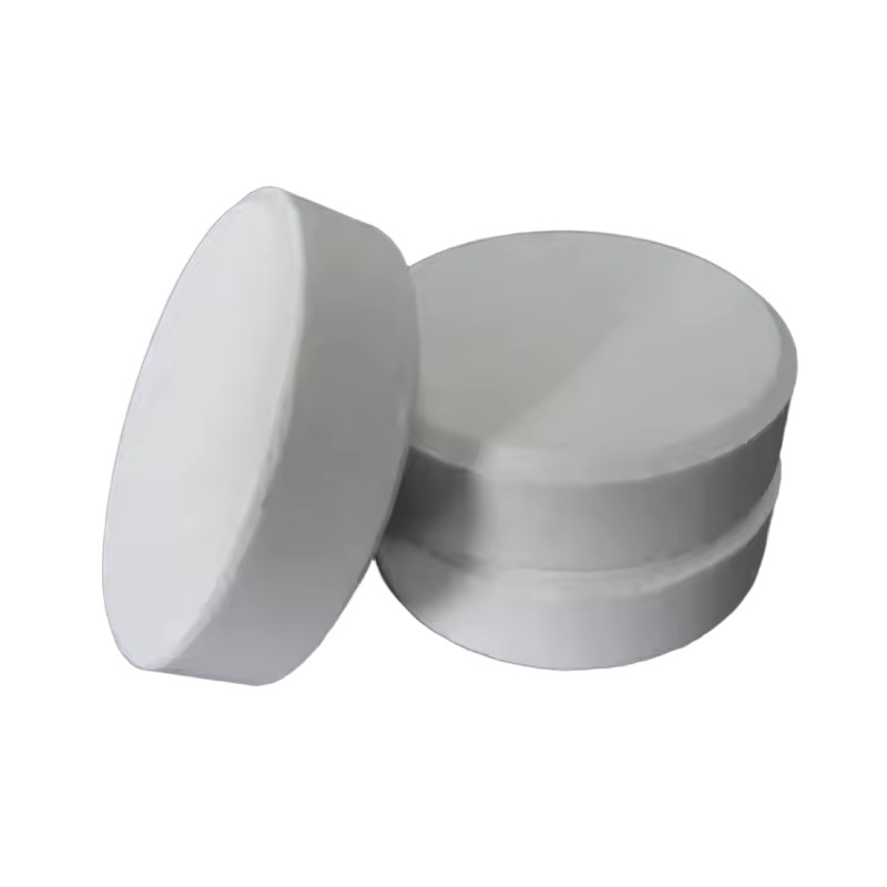 நீர் சுத்திகரிப்பு மற்றும் கிருமி நீக்கம் செய்வதில் டி.சி.சி.ஏ (ட்ரைக்ளோரோசோசயனூரிக் அமிலம்) என்ன முக்கிய பங்கு வகிக்கிறது?